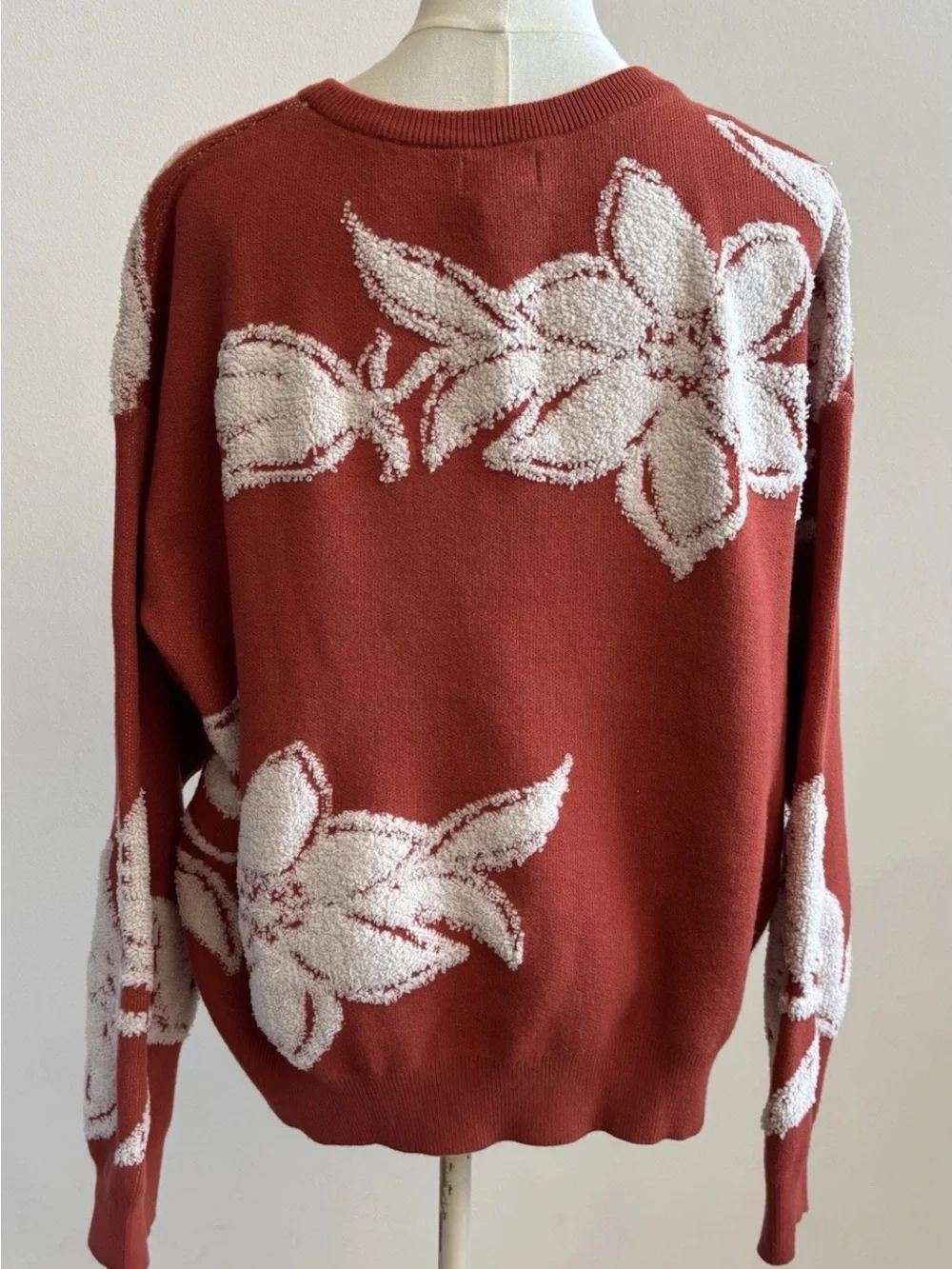 Nicole Miller Floral Boucle Sweater XL Rust Orange Textured Knit